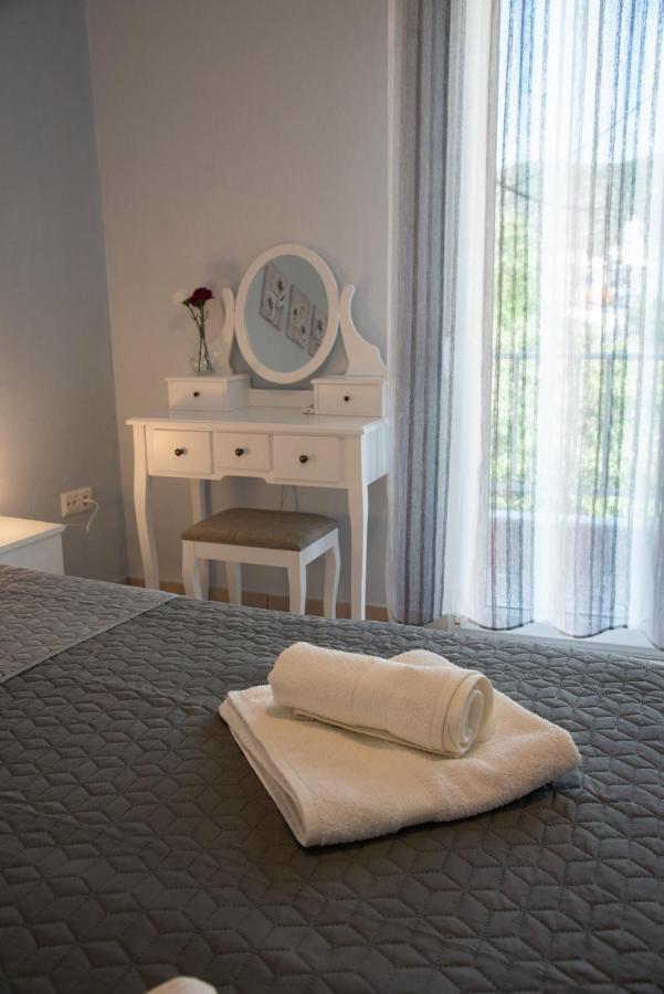 Ferienwohnung Beautyblue Kavala Exterior foto